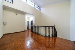 Lowland Road (D19), Terrace #563229341
